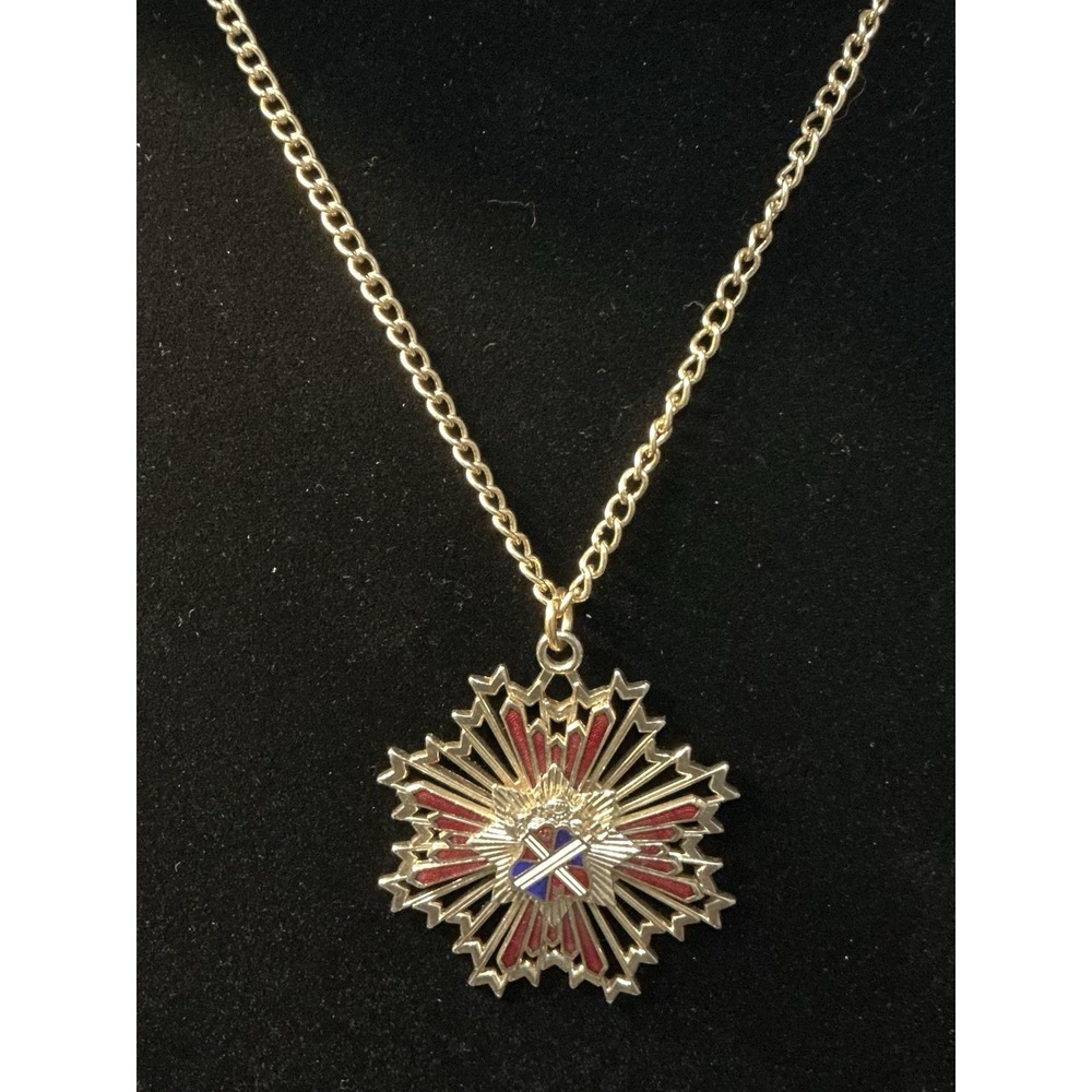 Vintage‎ Mid-Century Heraldic Sunburst Shield Maltese Cross Pendant Necklace